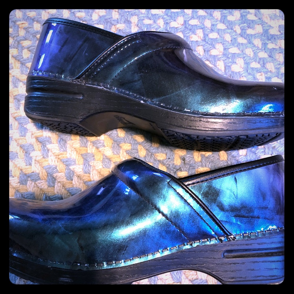 Dansko Pro XP clogs sz 39